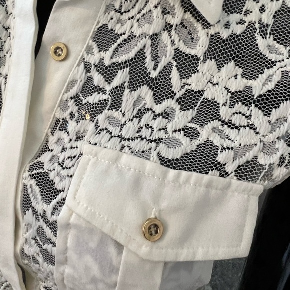 Lace button down shirt - Picture 7 of 7
